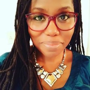 Meet your Posher, Middle Rose Exchange